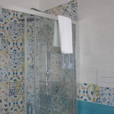 Voglia Di ゲストハウス ナポリ