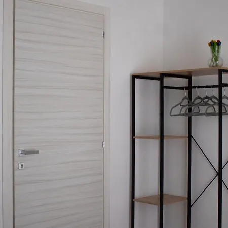 Voglia Di ゲストハウス ナポリ