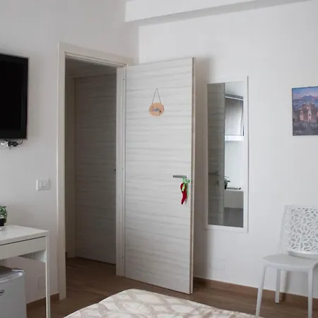 Voglia Di 3* ナポリ